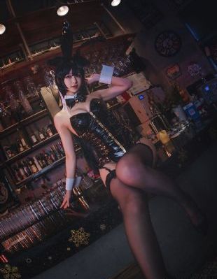 后厨电视剧_十万网红美女美酱